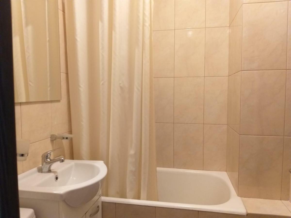 Geo Apartament Iasi Luaran gambar